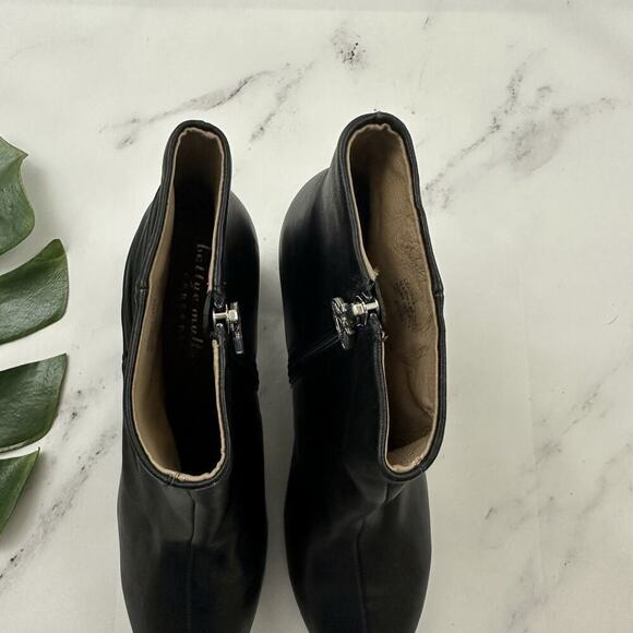 Bettye Muller Womens Ankle Boots Booties Size 8.5 New Black Leather Block Heel - Picture 4 of 10